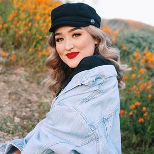 Meet your Posher, Mikayla